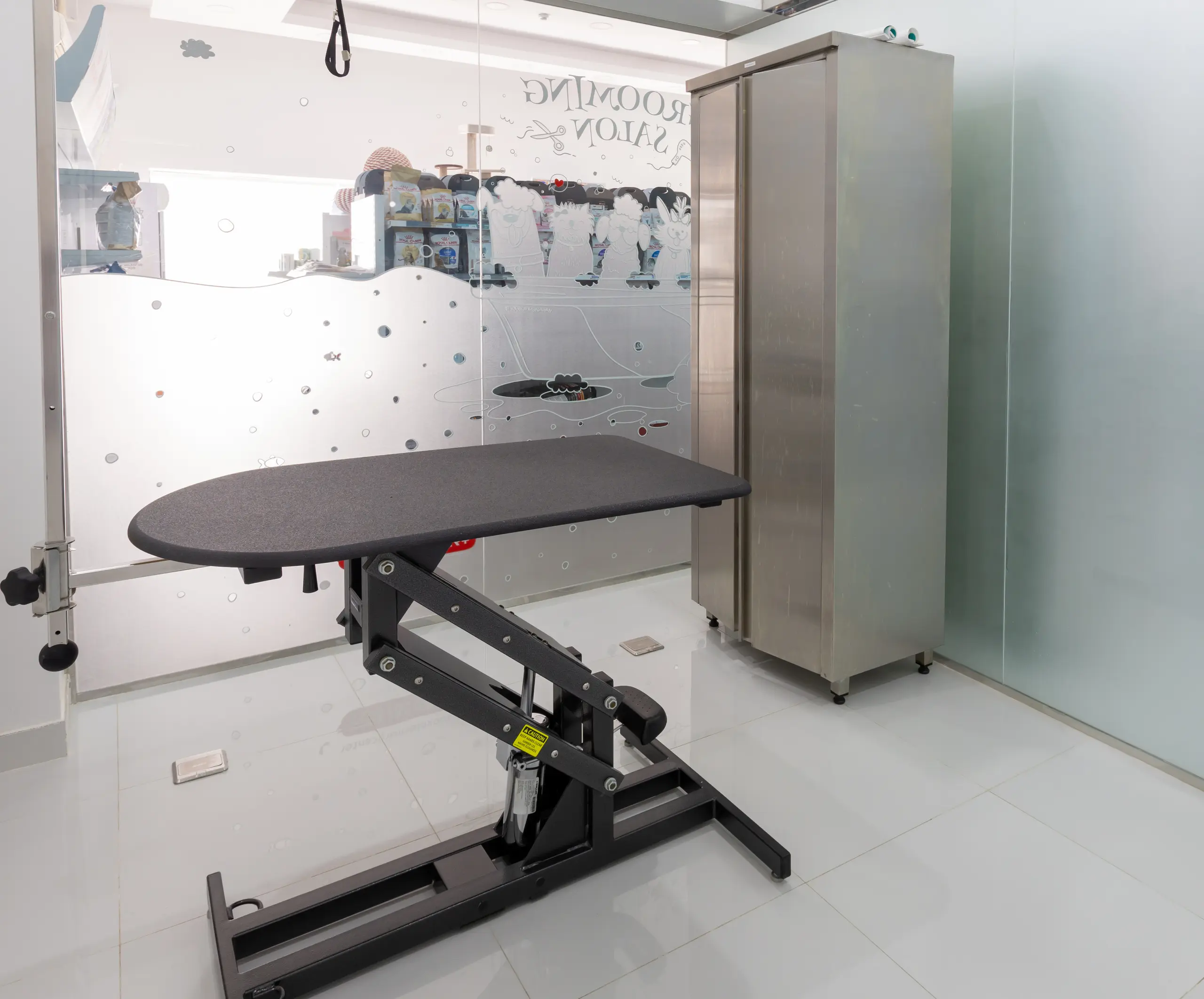 Corporate, B2B & Industry: Zoo Veterinary project photo 3 of 8